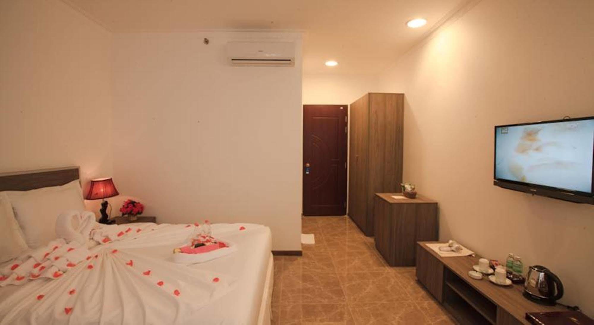 Den Long Do Hotel Nha Trang Exterior photo