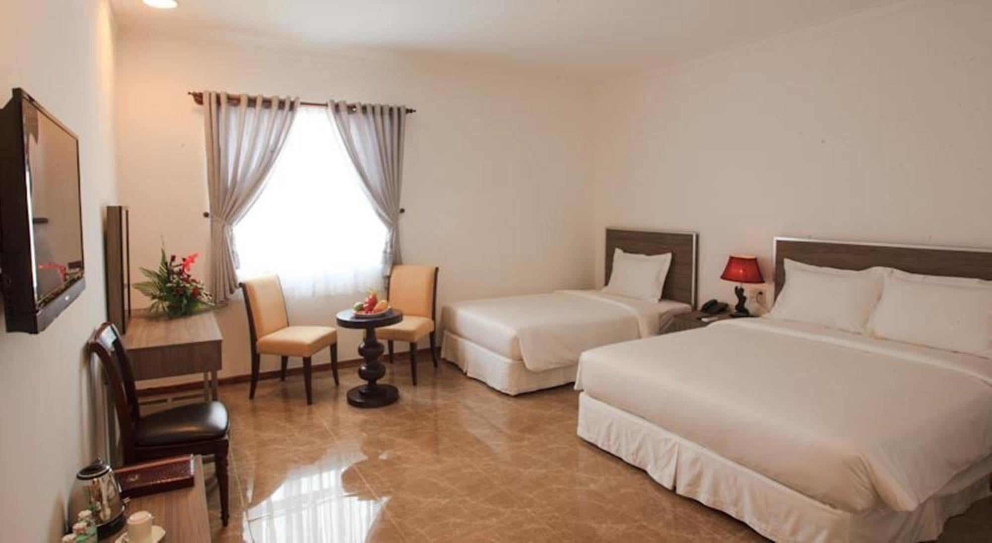Den Long Do Hotel Nha Trang Exterior photo